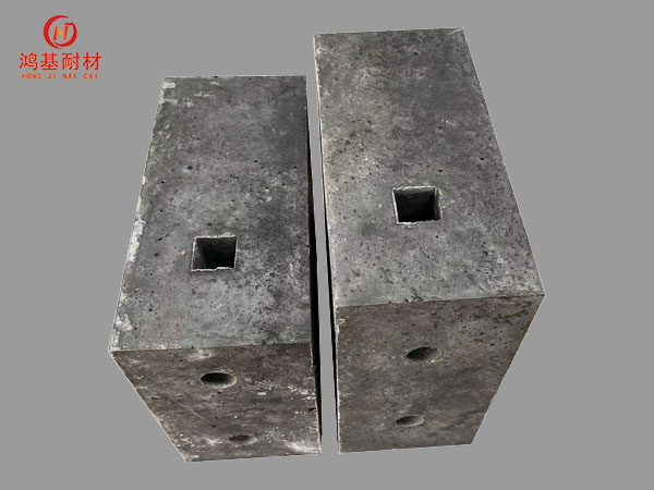 耐火澆注料預制件的特點和制作方式